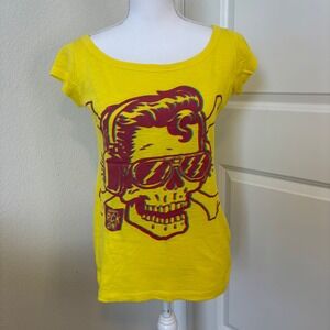 Mumps Rock On Skull Graphic Tee Yellow Short Sleeve Scoop Neck Women Medium